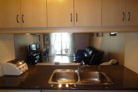 216 - 250 Pine Grove Rd, Vaughan, L4L9M6 | Image 3