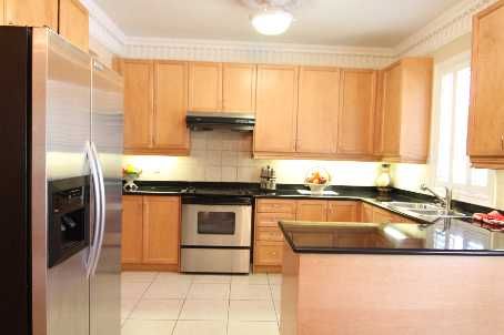 48 Francesca Crt, Vaughan, L4L9L2 | Image 3