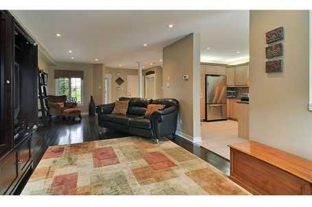 130 Princeton Gate, Vaughan, L6A2S7 | Image 3