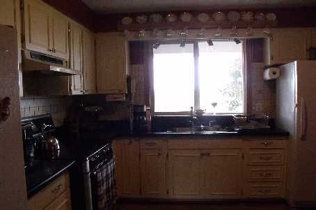 331 Tornado Dr, Bradford West Gwillimbury, L3Z2A6 | Image 3