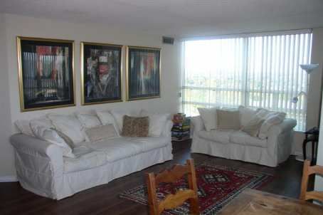 822 - 7805 Bayview Ave, Markham, L3T7N1 | Image 2