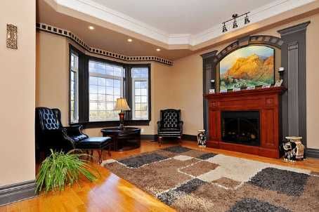 129 Lakeland Cres, Richmond Hill, L4E3A1 | Image 2