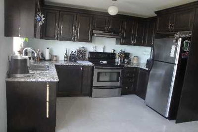 130 Keystar Crt, Vaughan - Vellore Village image-0-4