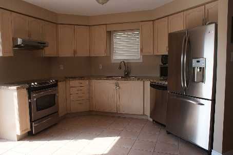 97 Depeuter Cres, Bradford West Gwillimbury, L3Z3A2 | Image 3