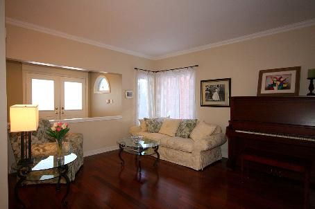 81 Sweet Water Cres, Richmond Hill, L4S2B2 | Image 2