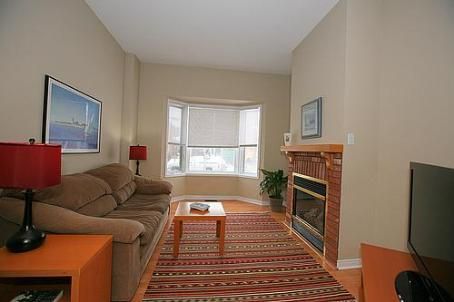 110 Dunoon Dr, Vaughan, L6A1Z2 | Image 2