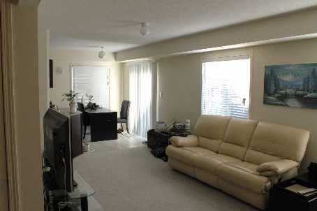 2179 Bur Oak Ave, Markham, L6E0C4 | Image 2