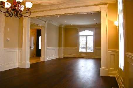 249 Carrville Rd, Richmond Hill, L4C6E4 | Image 2