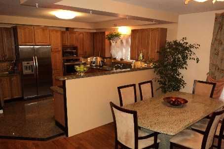 600 Henderson Dr, Aurora, L4G5R1 | Image 3