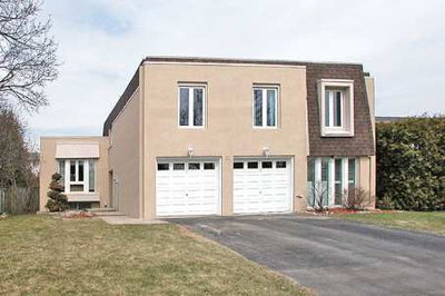 Detached House sold at 32 Reesorville Road, Markham, Ontario, L3P3L2 - Markham Village - MLS: N2076622