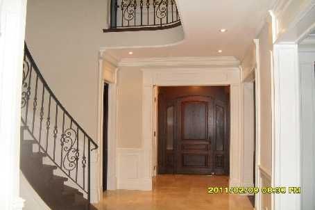 249 Carrville Rd, Richmond Hill, L4C6E4 | Image 2