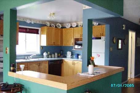 63A Tulip St, Georgina, L4P1C6 | Image 2