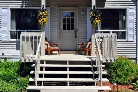 11 Hardwood Dr, Georgina, L0E1L0 | Image 2