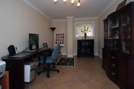 82 Windermere Cres S, Richmond Hill, L4C6Y9 | Image 3