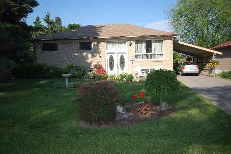 Detached House sold at 40 Foreht Crescent, Aurora, Aurora Heights, L4G3E8 - MLS: N2133325