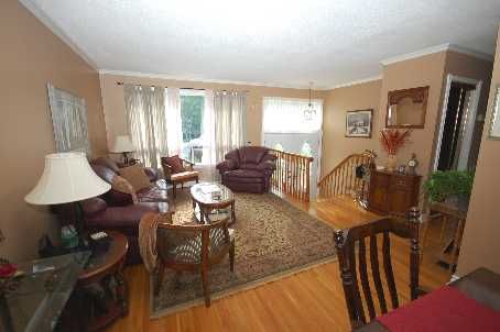 Detached House sold at 40 Foreht Crescent, Aurora, Aurora Heights, L4G3E8 - MLS: N2133325