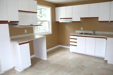 787 Third Ave, Georgina, L0E1S0 | Image 3