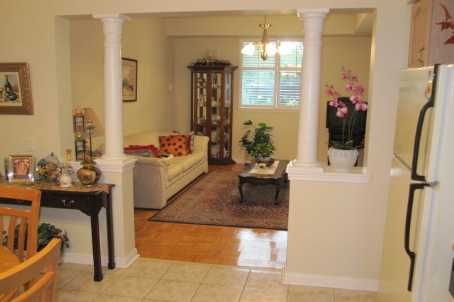 102 - 2506 Rutherford Rd, Vaughan, L4K5N4 | Image 3