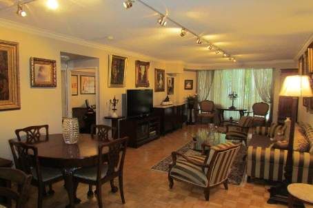 117 - 7398 Yonge St, Vaughan, L4J8J2 | Image 2