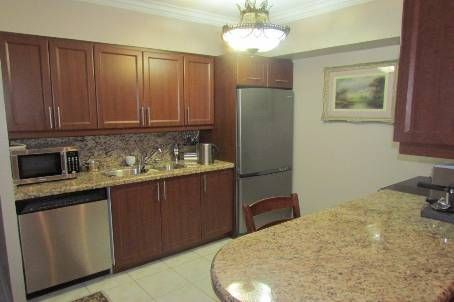 117 - 7398 Yonge St, Vaughan, L4J8J2 | Image 3