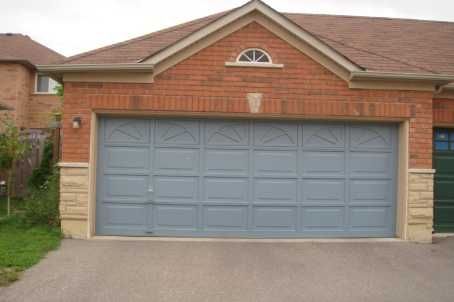 293 Mingay Ave, Markham, L6E1T5 | Image 2