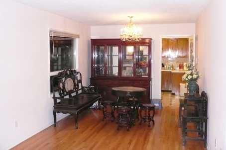 86 Weldrick Rd E, Richmond Hill, L4T8T7 | Image 3