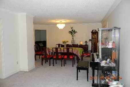 84 Lagani Ave, Richmond Hill, L4B3C6 | Image 3