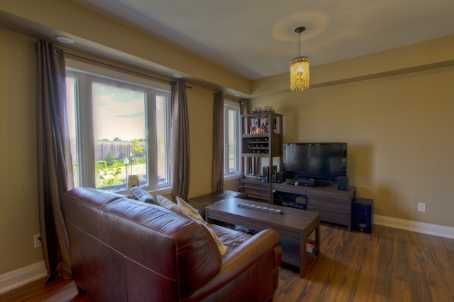 215 - 320 John St, Markham, L3T0B1 | Image 3