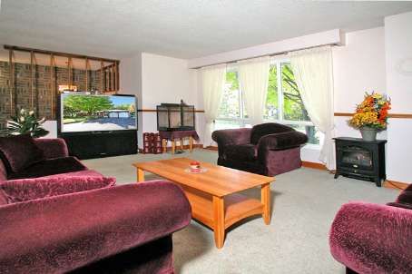 52 Maple Ave, Georgina, L0E1R0 | Image 2