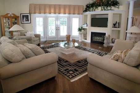 128 Carmela Ave, Richmond Hill, L4E2V6 | Image 3