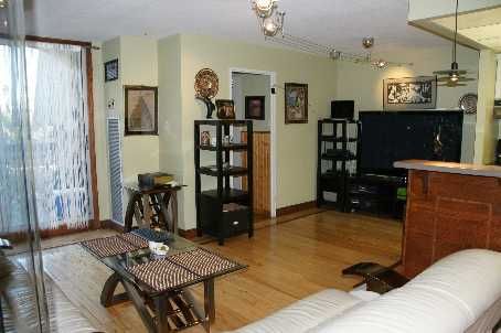 356 - 16 Elgin St, Markham, L3T4T4 | Image 3