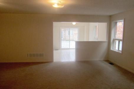 26 Hare Farm Gate, Whitchurch-Stouffville, Xxxxxx | Image 2