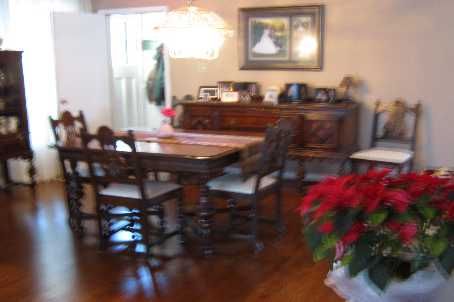 66 Hawkridge Ave, Markham, L3P1V9 | Image 2