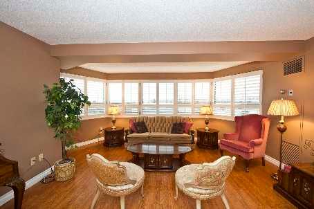 416 - 2 Raymerville Dr, Markham, L3P7N7 | Image 2