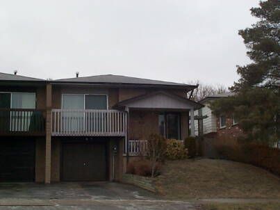 155 Britannia Ave, Bradford West Gwillimbury, L3Z1A4 | Image 2