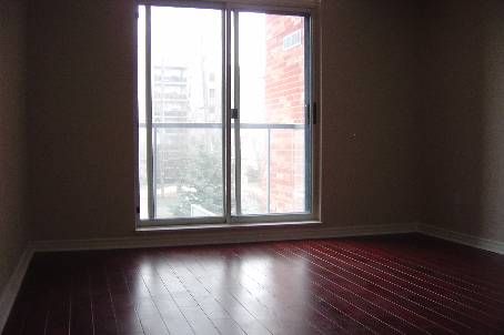 205 - 7398 Yonge St, Vaughan, L4J1V8 | Image 3