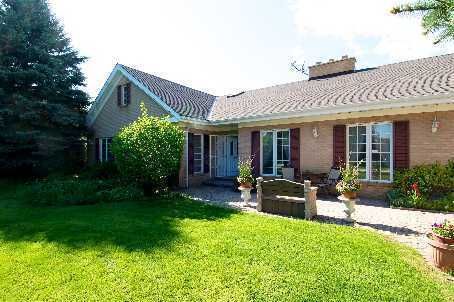 33 Carolwood Cres, Markham, L3S4T2 | Image 2