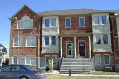 Townhouse sold at 17 Carnation Road, Markham, Ontario, L3T7V3 - Commerce Valley - MLS: N231652