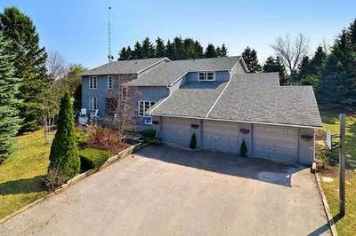 Detached House sold at 95 Cavell Avenue, King, Ontario, L7B1A3 - Rural King - MLS: N2317018