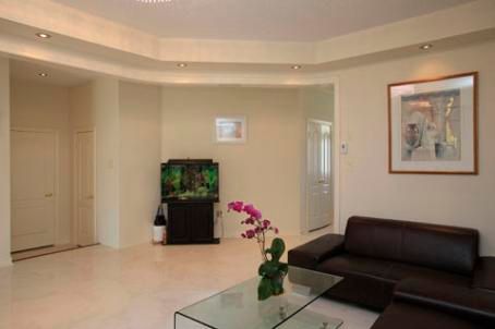 21 Berger Ave, Markham, L6B0B6 | Image 3