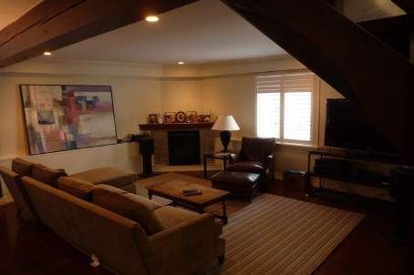 227 Second St, Whitchurch-Stouffville, L4A1B9 | Image 3