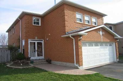 Detached House sold at 37 Justus Drive, Richmond Hill, Ontario, L4C9Z8 - Devonsleigh - MLS: N2333825