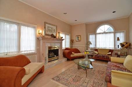 2 Jennings Gate, Markham, L6C1A9 | Image 3