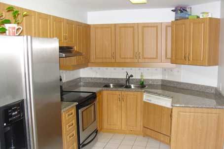 96 - 151 Townsgate Dr, Vaughan, L4J8J7 | Image 2