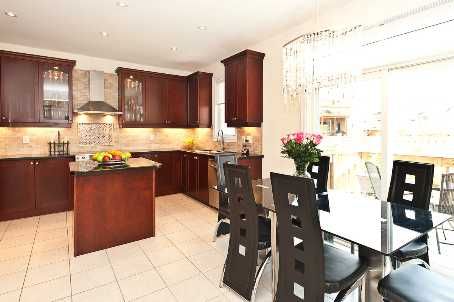 18 William Bowes Blvd, Vaughan, L6A4K4 | Image 2