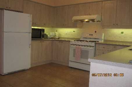 27 Orchid Rd, Markham, L3T7T7 | Image 3