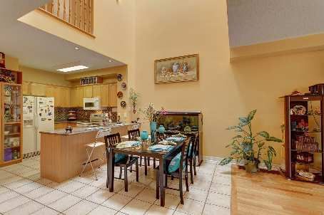 224 Yorkland St, Richmond Hill, L4S1A2 | Image 3