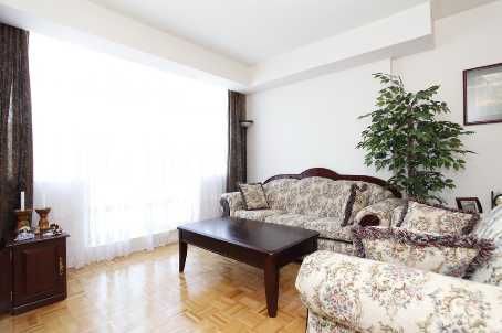 310 - 7398 Yonge St, Vaughan, L4J1V8 | Image 2