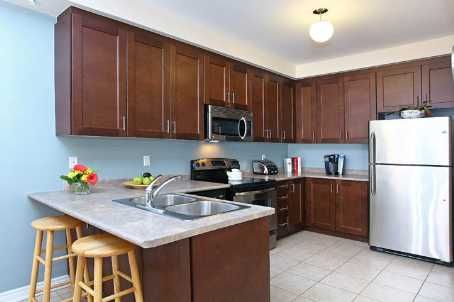 141 Lauderdale Dr, Vaughan, L6A0S5 | Image 2