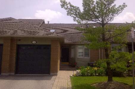 68 Celebrity Greens Way, Markham - Greensborough image-0-0